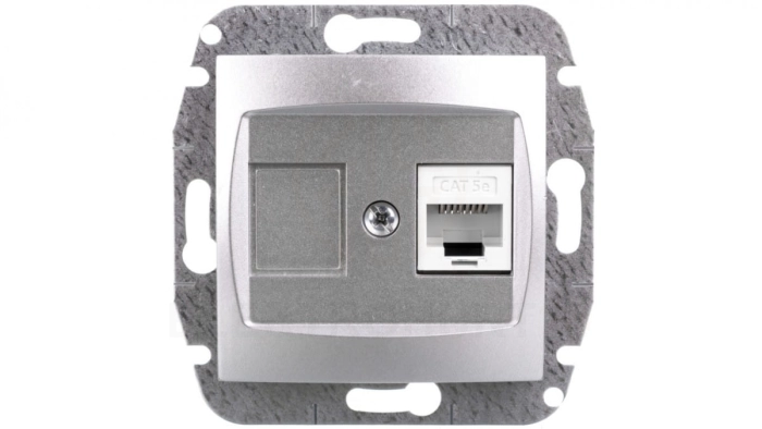CARLA Gniazdo komputerowe pojedyncze RJ45 cat 5e srebrne 1748-16