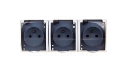 FALA Gniazdo hermetyczne potrójne z/u IP44 klapka przezroczysta białe GNH-3HZ/00/d