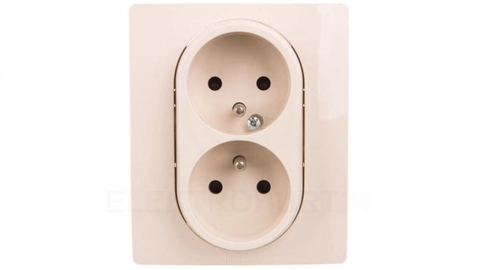 NILOE Gniazdo podwójne z/u kompaktowe 16 A 250 Vz przesłonami kremowe 764641