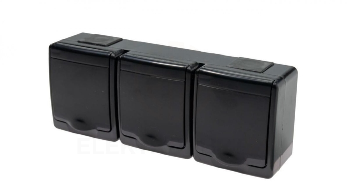 Gniazdo hermetyczne BETA potrójne schuko, czarne, czarna klapka, IP44 /D.3715SCGGG/1/